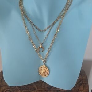Gold Layered Necklace Set